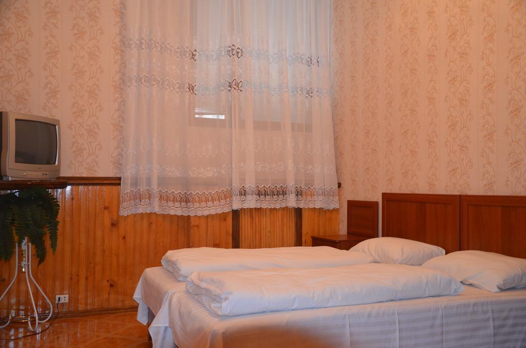 Kseniya Hotel Кам'янець-Подільский Номер фото
